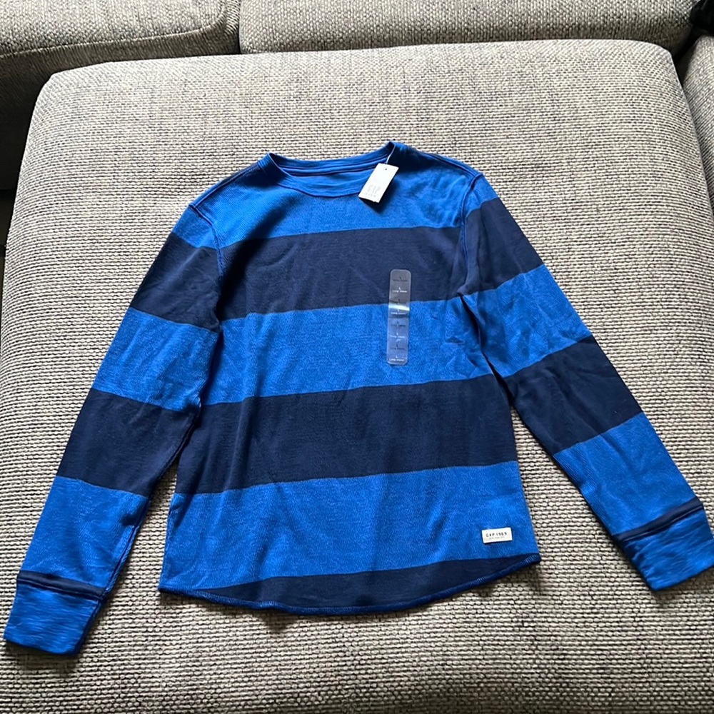 Boys GAP shirt